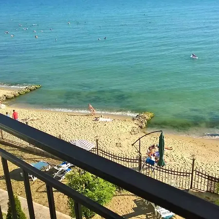 Messambria Fort Beach شقة